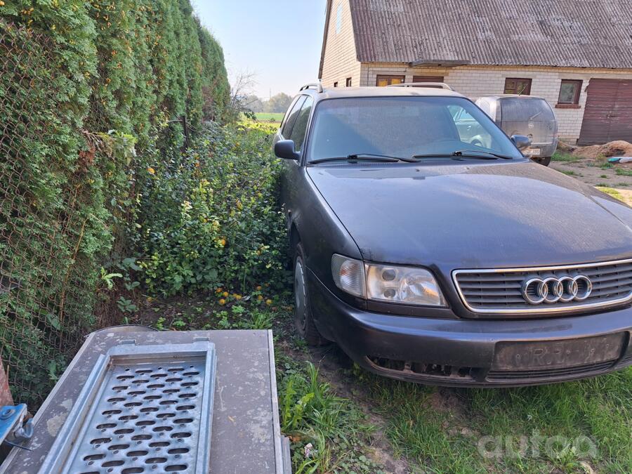Audi 100 4A/C4 Sedan