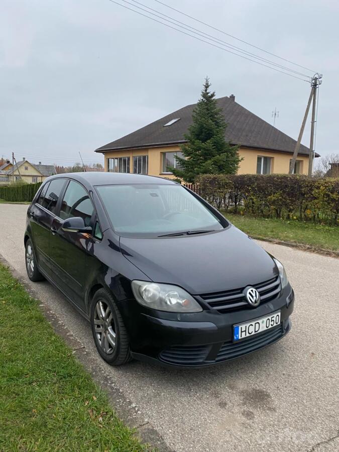 Volkswagen Golf Plus 1 generation