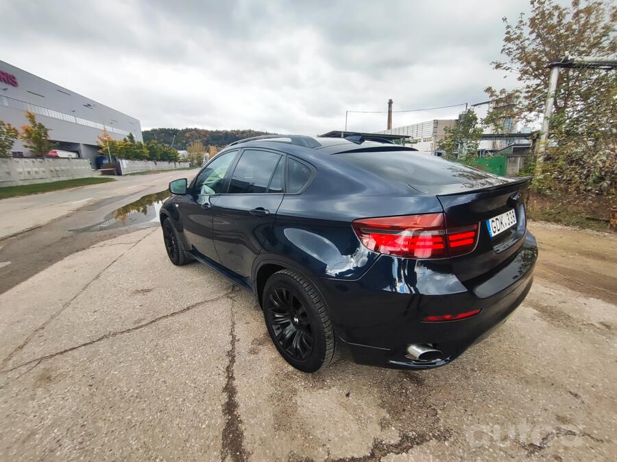 BMW X6 E71/E72 Sports Activity Coupe crossover