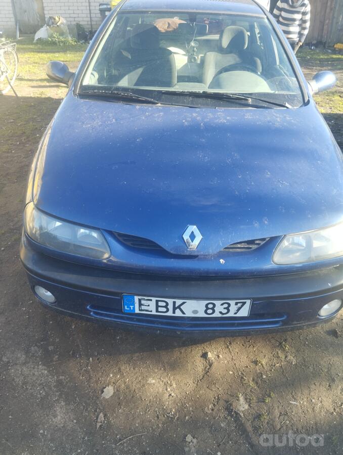 Renault Laguna 2 generation Liftback