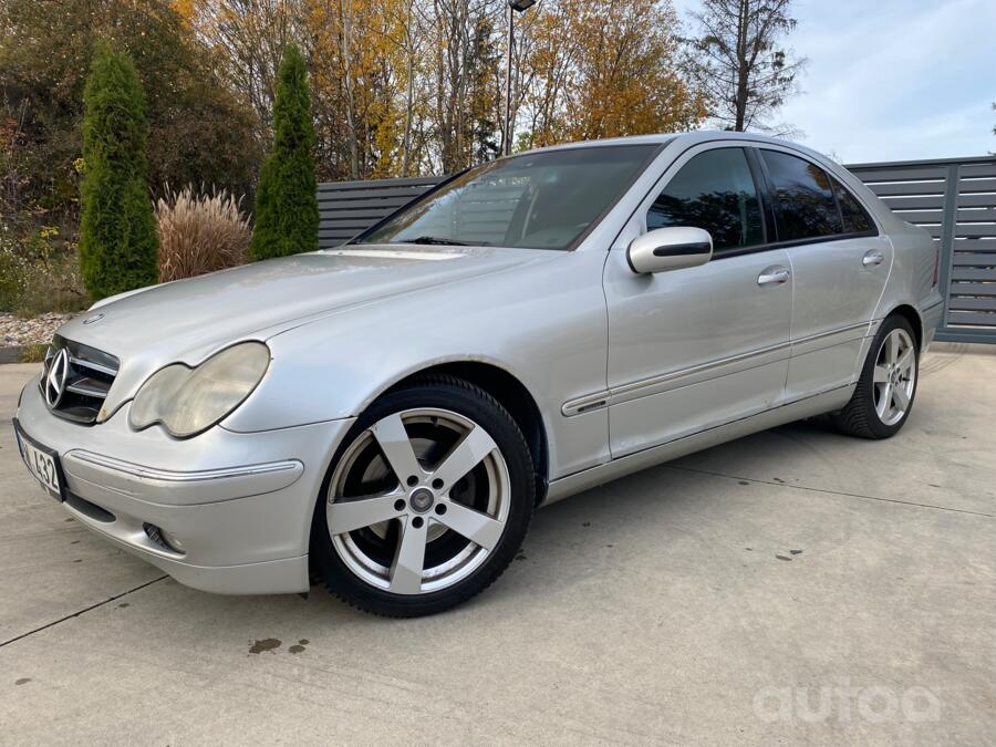 Mercedes-Benz C-Class W203/S203/CL203 Sedan 4-doors