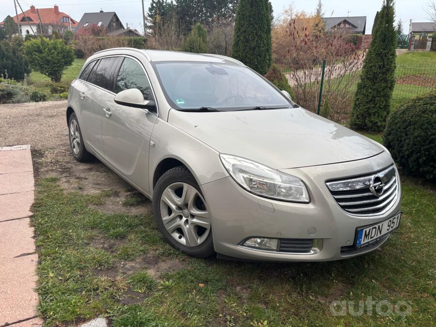 Opel Insignia A Sports Tourer wagon 5-doors
