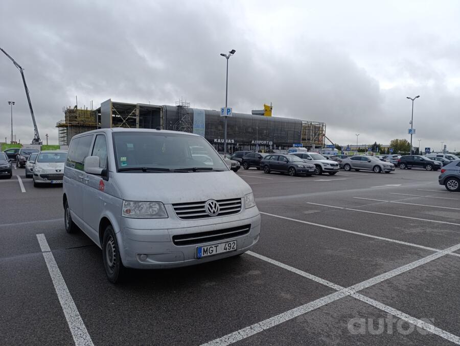 Volkswagen Multivan T5 Minivan