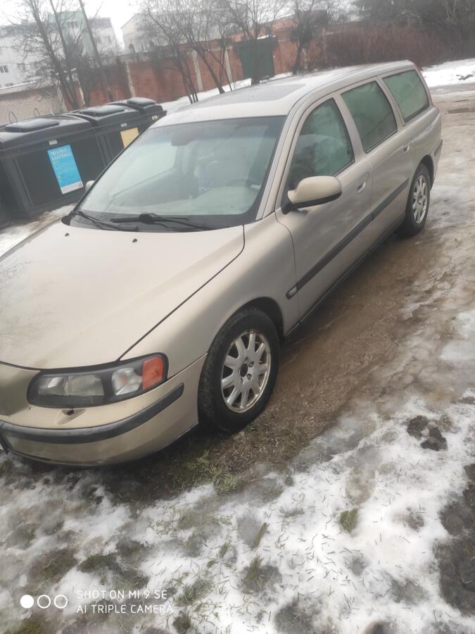 Volvo V70 2 generation R wagon 5-doors
