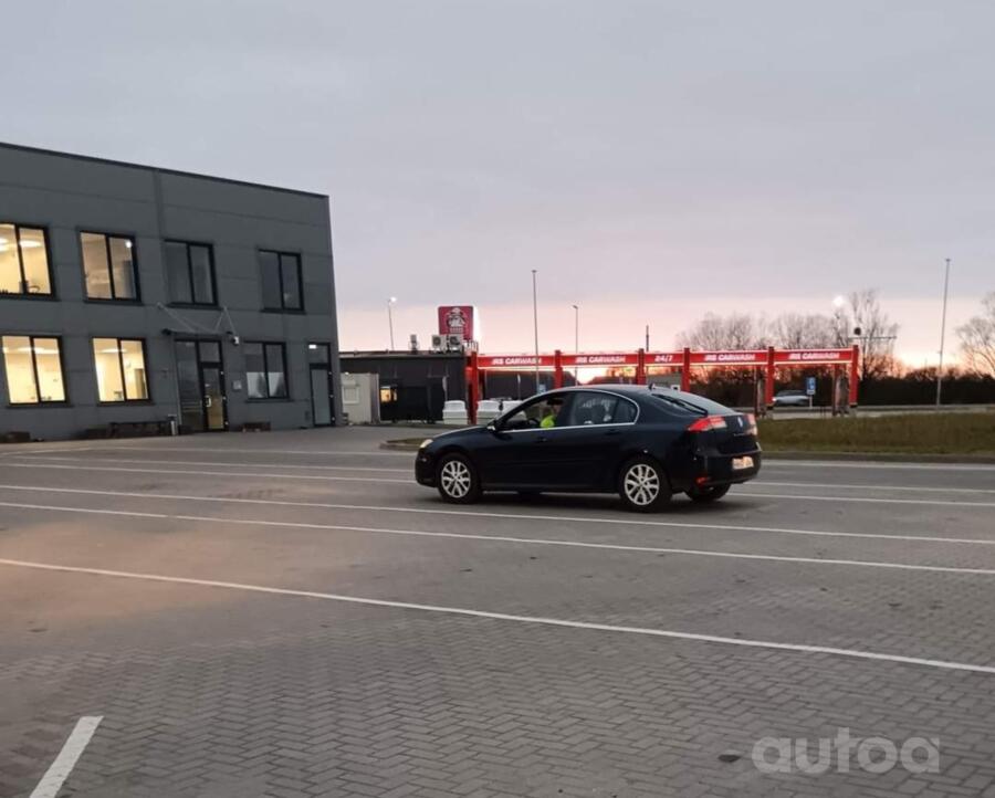 Renault Laguna 3 generation Liftback