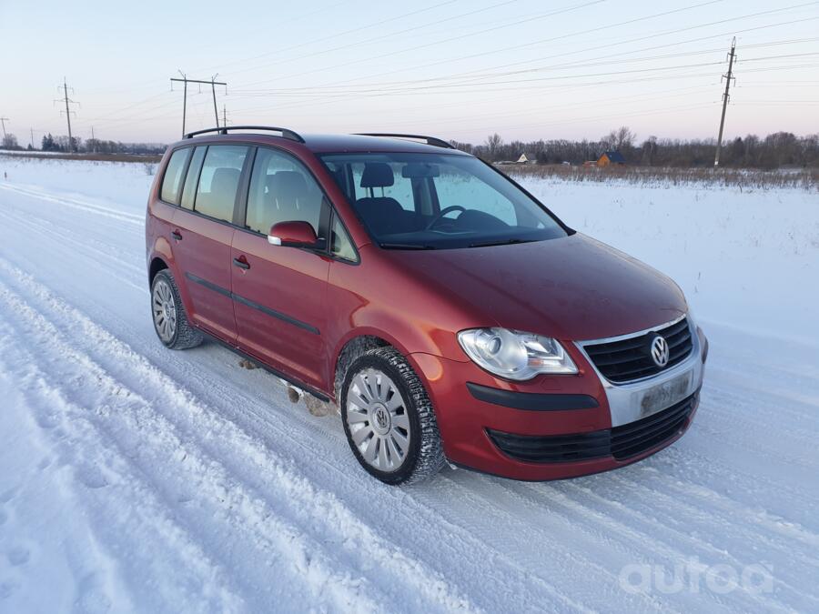 Volkswagen Touran 1 generation [restyling] Minivan 5-doors