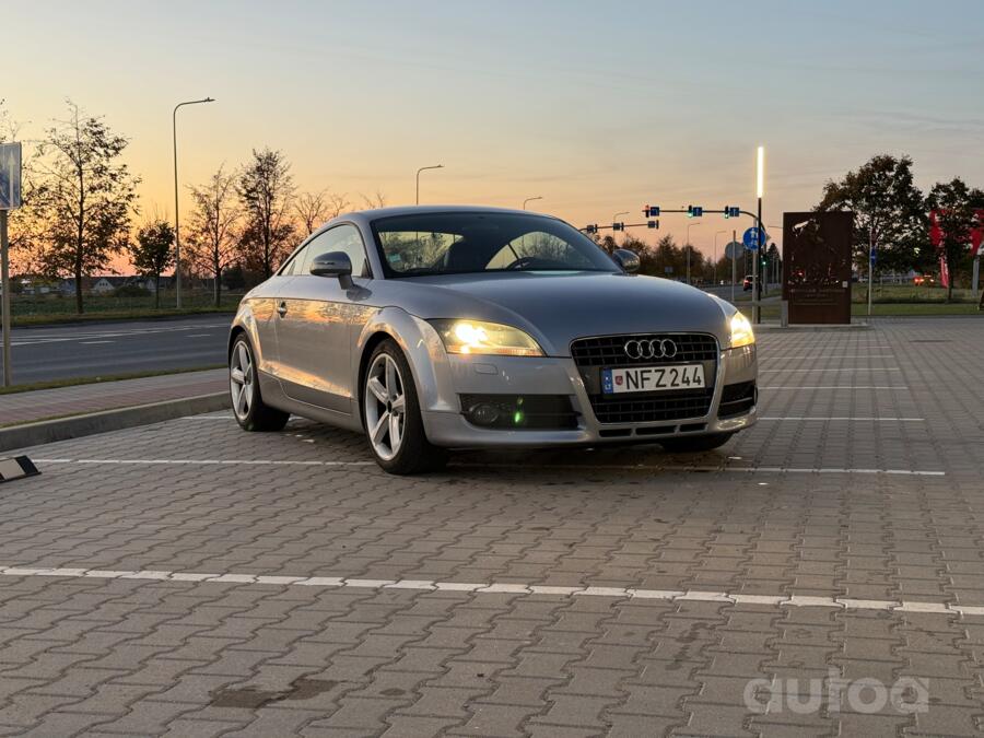 Audi TT 8J Coupe