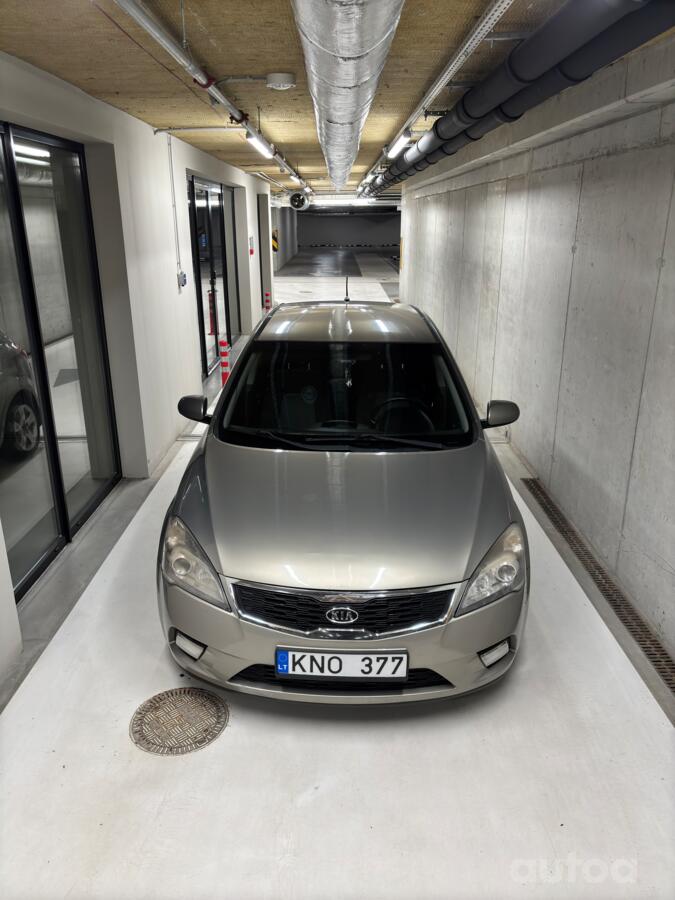 Kia Cee'd 1 generation [restyling] Hatchback 5-doors