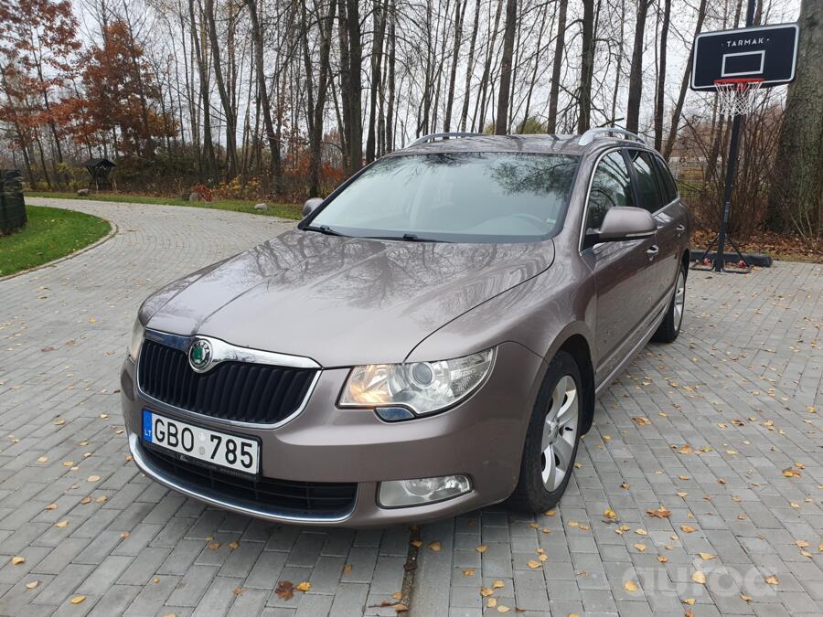 Skoda Superb 2 generation Combi wagon