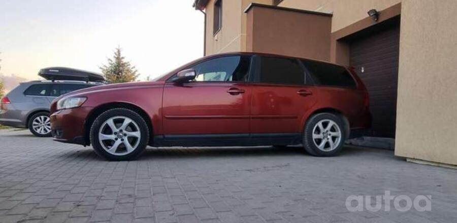 Volvo V50 1 generation [restyling]