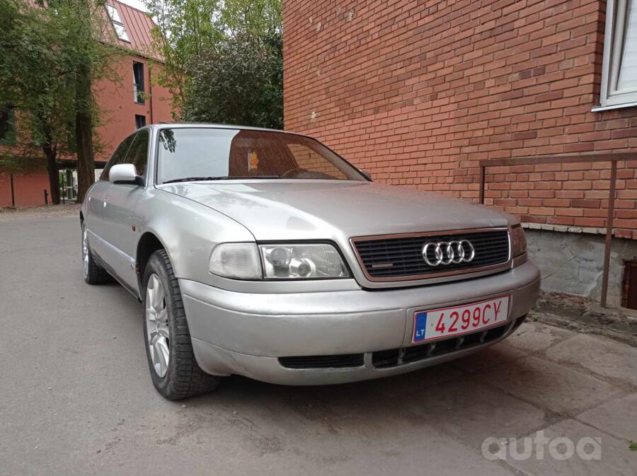 Audi A8 D2/4D Sedan 4-doors