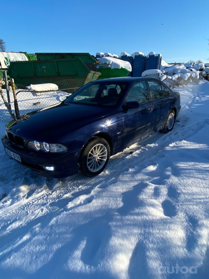 BMW 5 Series E39 Sedan 4-doors
