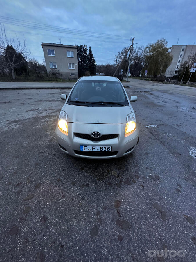 Toyota Yaris XP9 Hatchback 5-doors