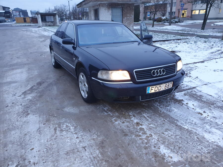 Audi A8 D2/4D [restyling] Sedan 4-doors
