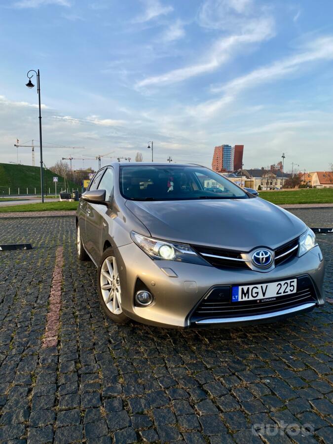 Toyota Auris 2 generation Hatchback 5-doors