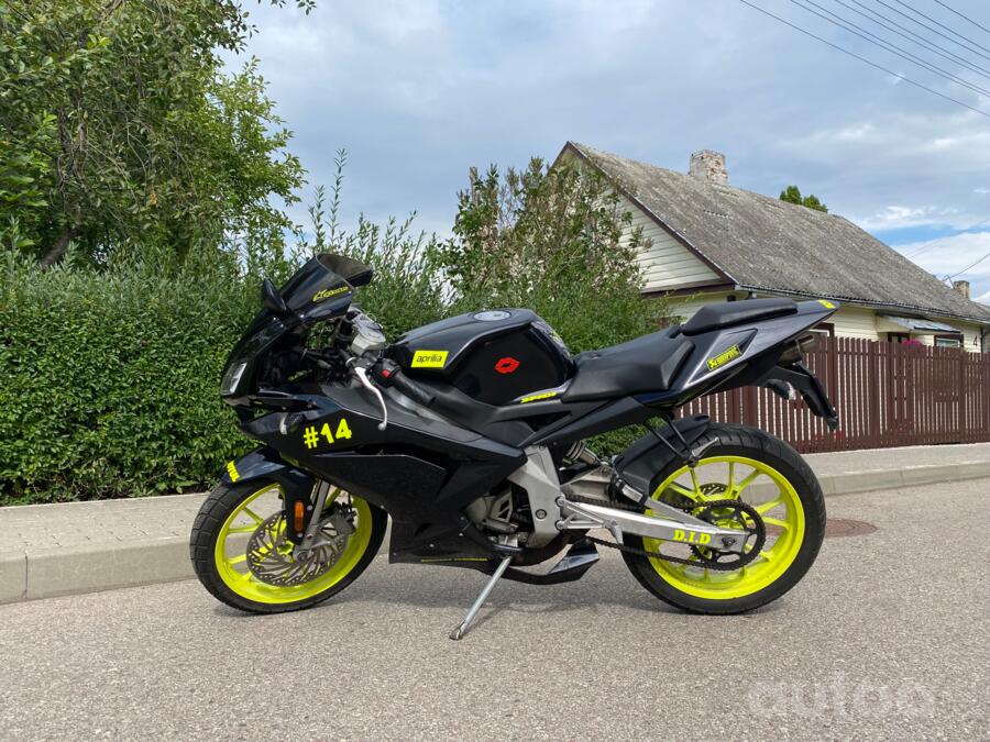 Aprilia RS