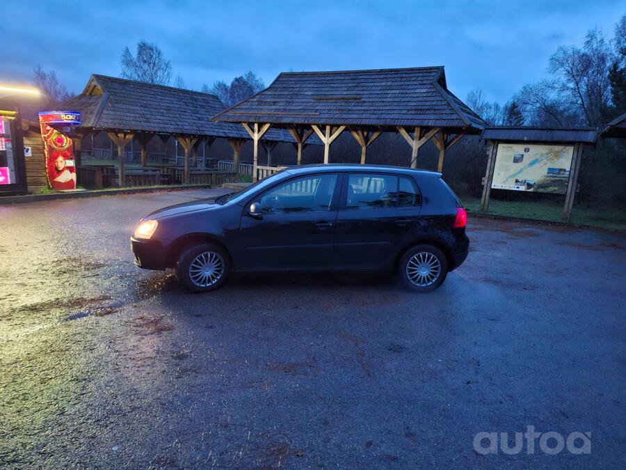 Volkswagen Golf 5 generation Hatchback 5-doors