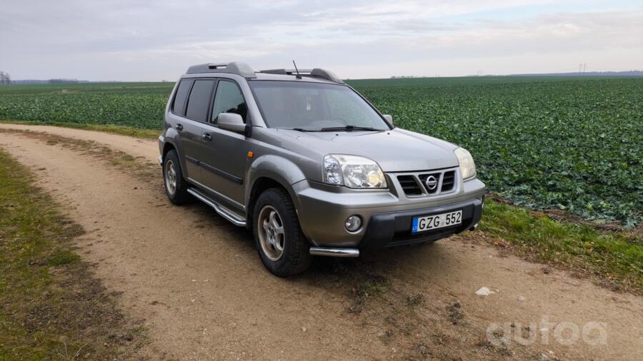 Nissan X-Trail T30 Crossover