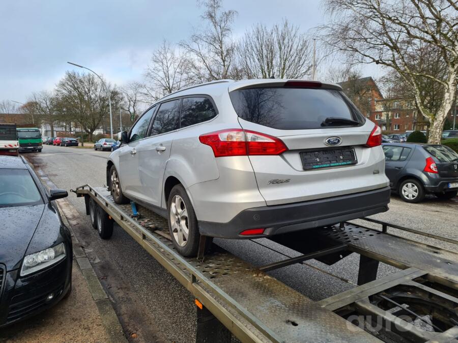 Ford Focus 3 generation ST wagon 5-doors