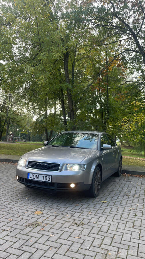 Audi A4 B6 Sedan