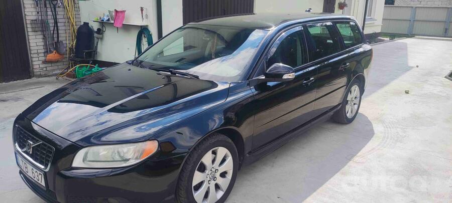 Volvo V70