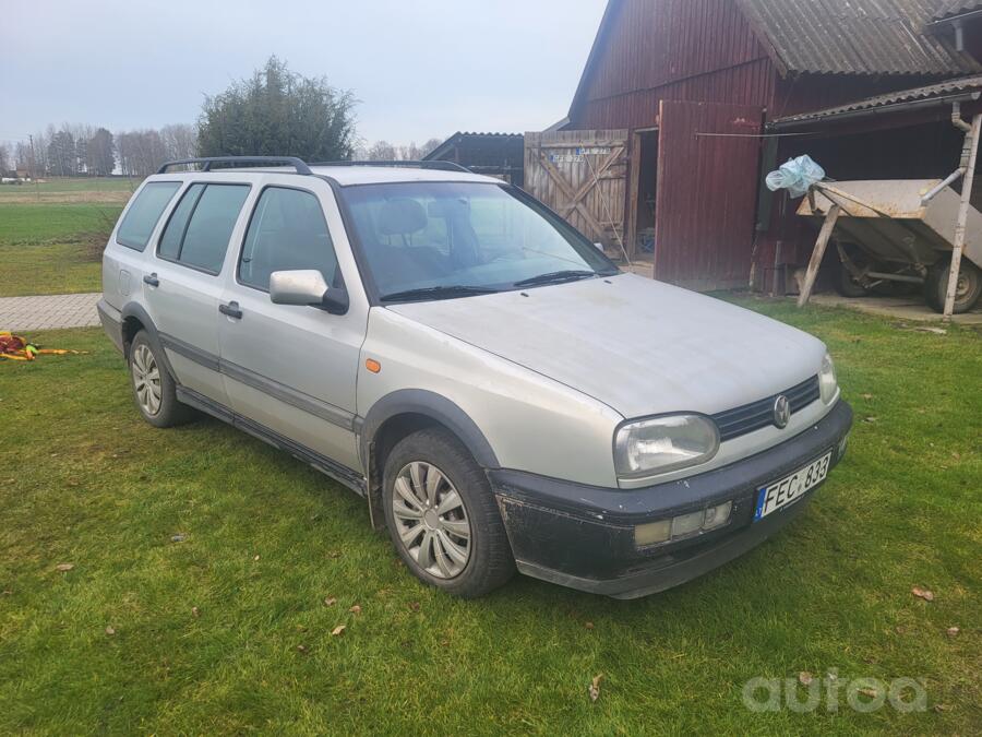 Volkswagen Golf 3 generation wagon