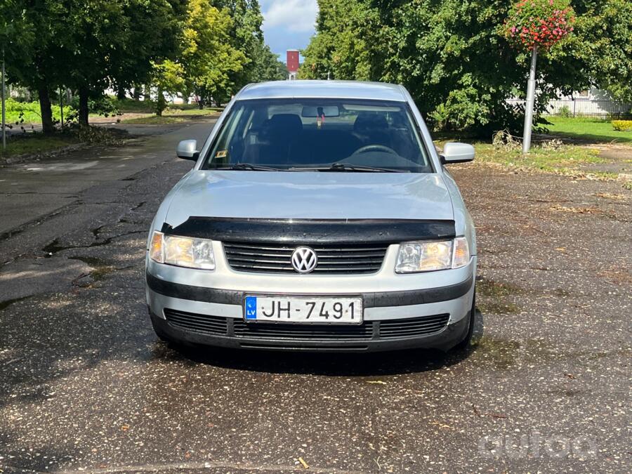 Volkswagen Passat B5 Sedan 4-doors