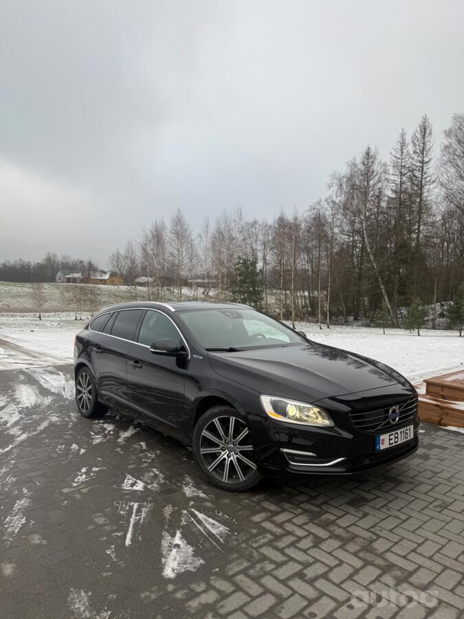 Volvo V60 1 generation [restyling] wagon 5-doors