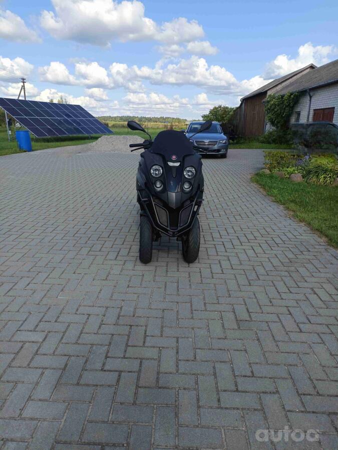 Piaggio MP3