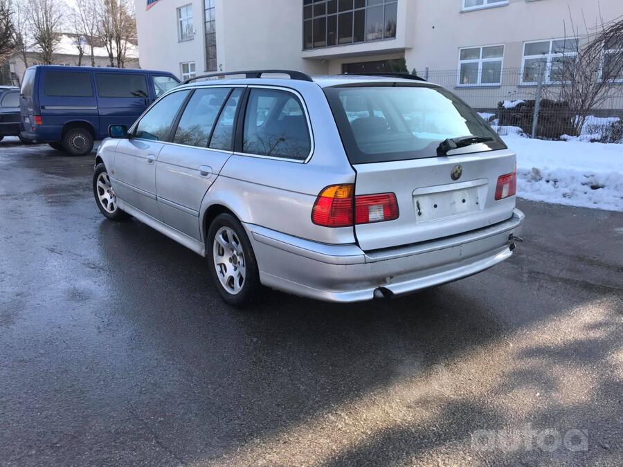 BMW 5 Series E39 Touring wagon