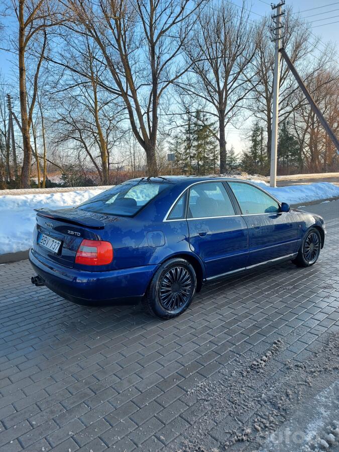Audi A4 B5 Sedan