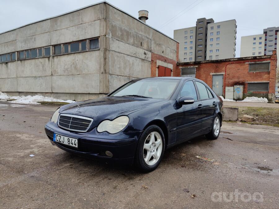 Mercedes-Benz C-Class W203/S203/CL203 Sedan