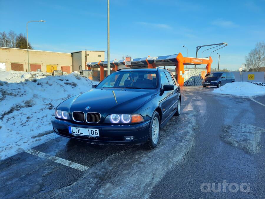 BMW 5 Series E39 Touring wagon