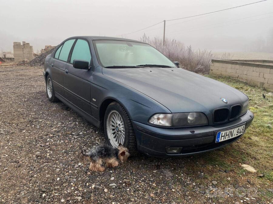 BMW 5 Series E39 Sedan 4-doors