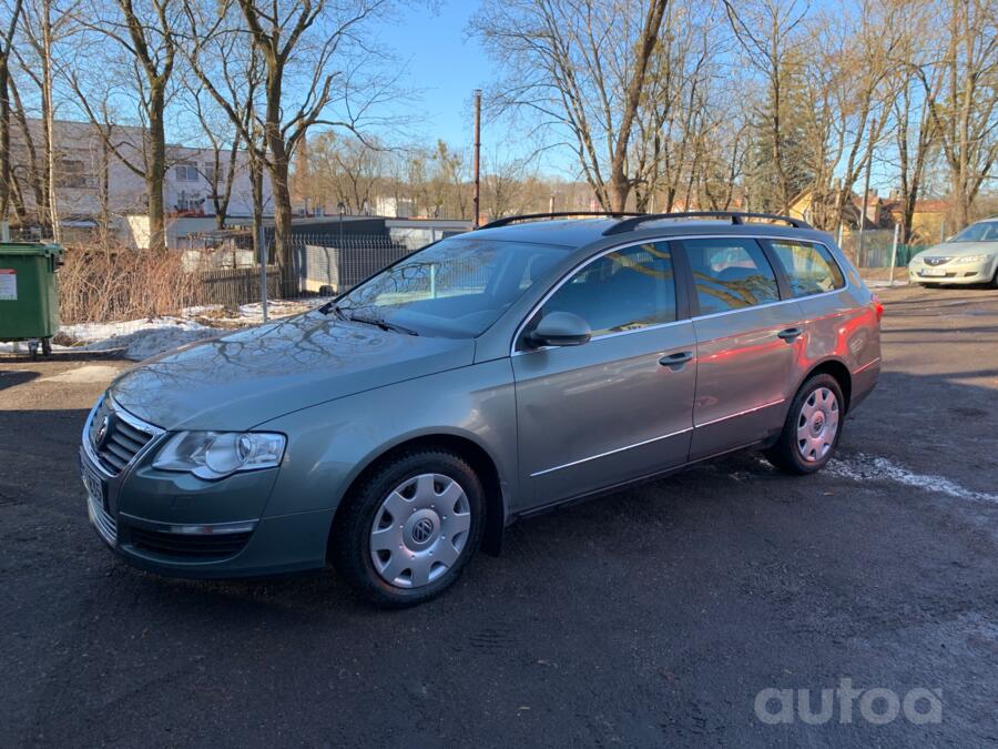 Volkswagen Passat B6 wagon 5-doors