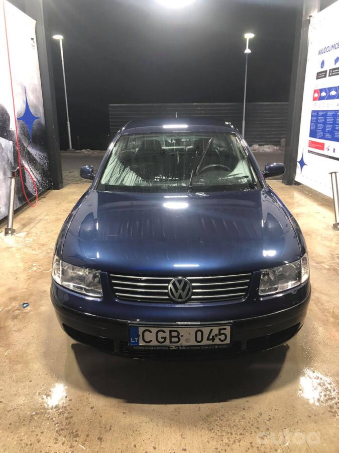 Volkswagen Passat B5 Sedan 4-doors