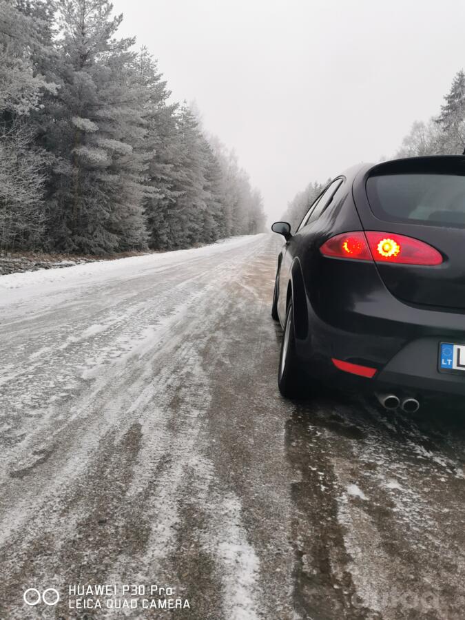 SEAT Leon 2 generation Hatchback 5-doors