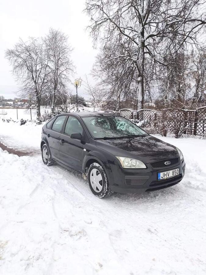 Ford Focus 2 generation Hatchback 5-doors