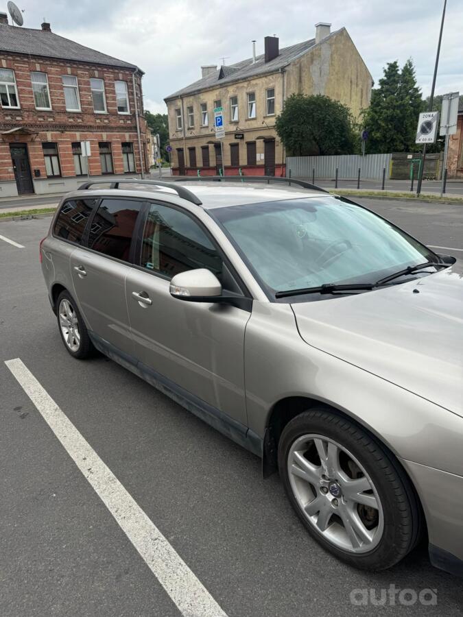 Volvo V70 2 generation [restyling] R wagon 5-doors