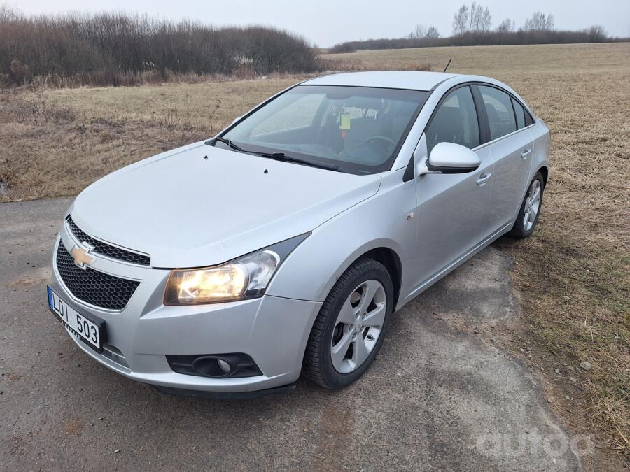 Chevrolet Cruze J300 Sedan
