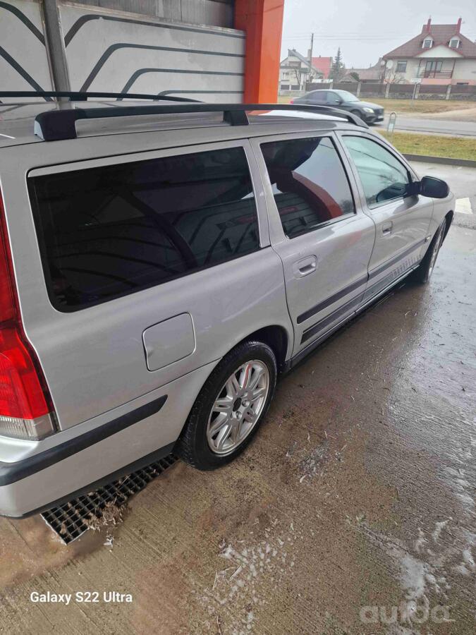 Volvo V70