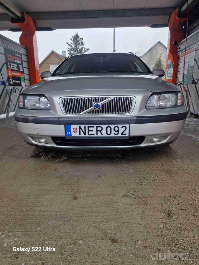 Volvo V70