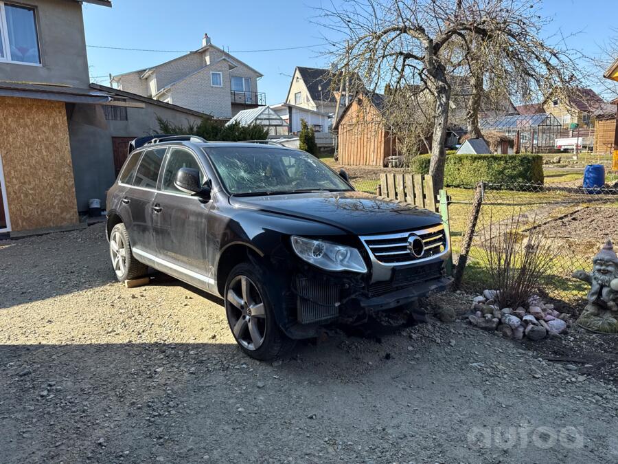 Volkswagen Touareg 1 generation [restyling] Crossover