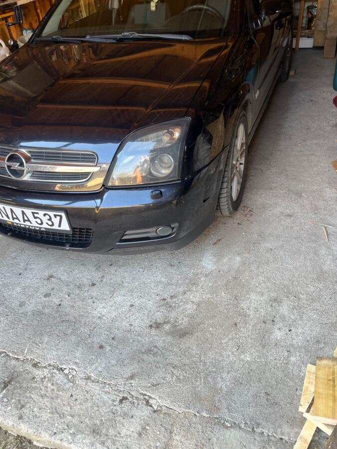 Opel Vectra C GTS hatchback