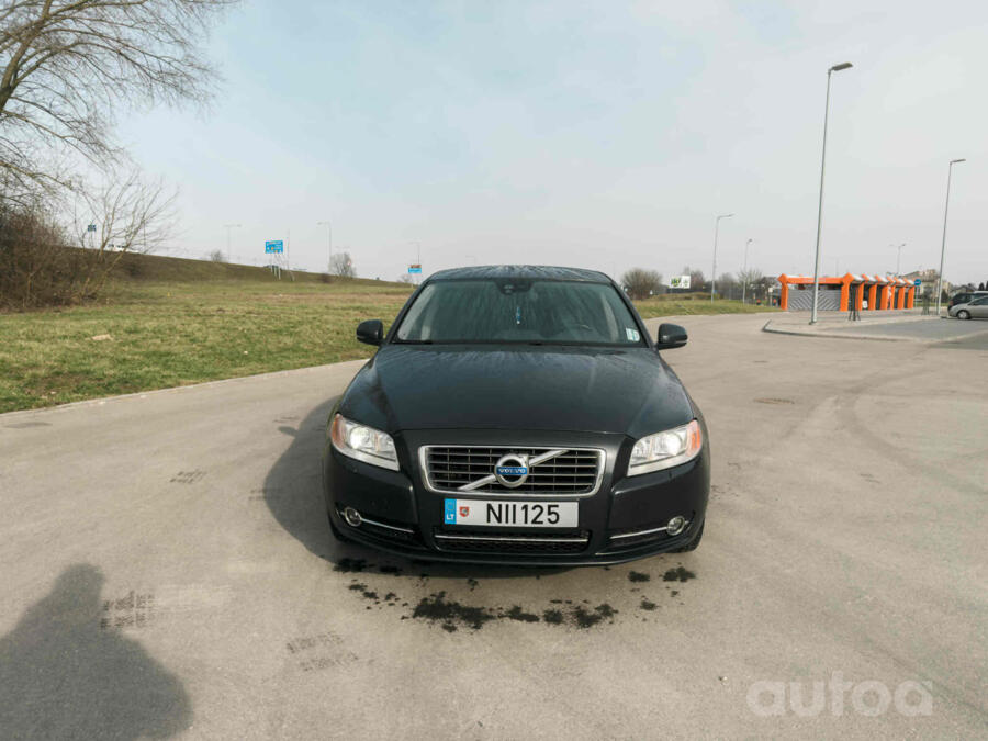 Volvo S80