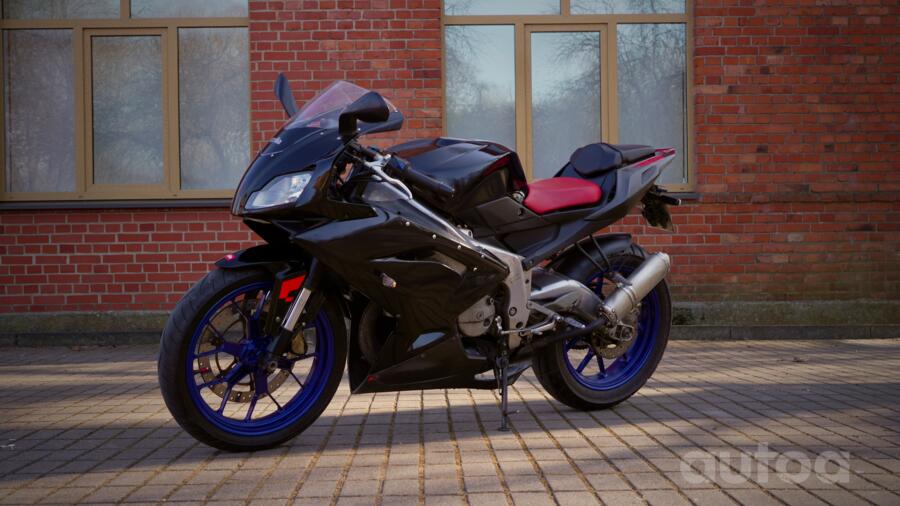 Aprilia RS