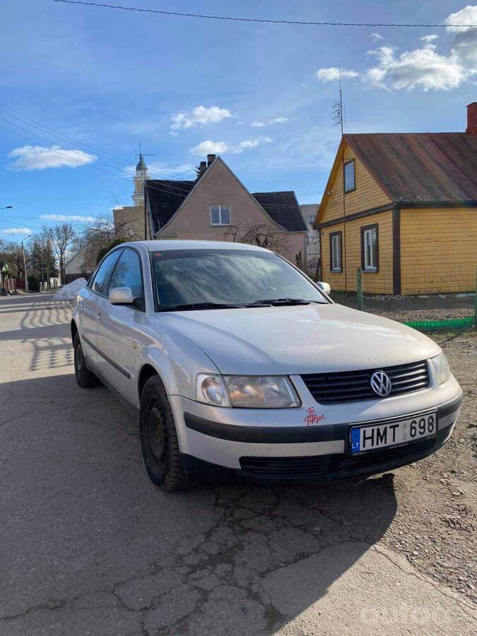 Volkswagen Passat B5 Sedan 4-doors