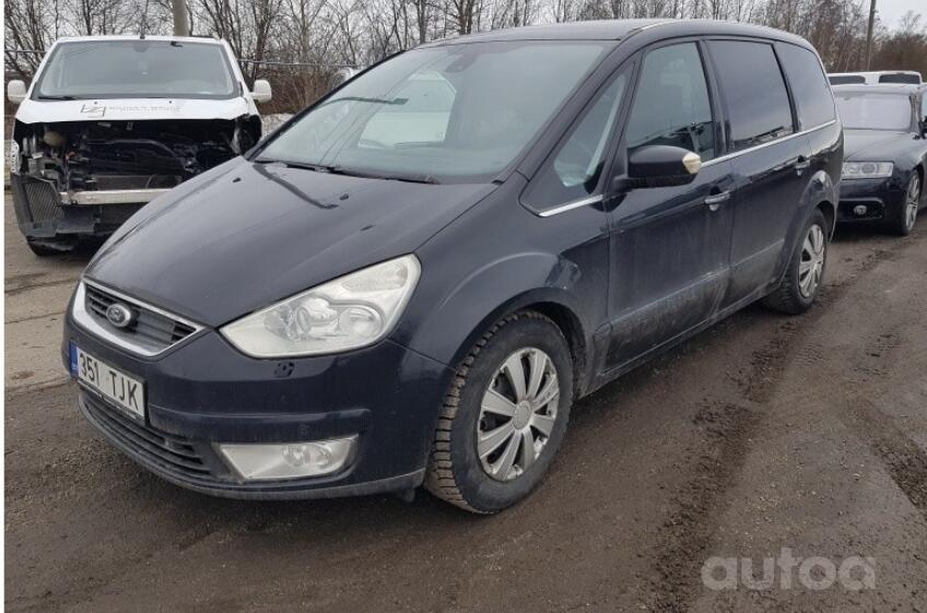 Ford Galaxy 2 generation Minivan