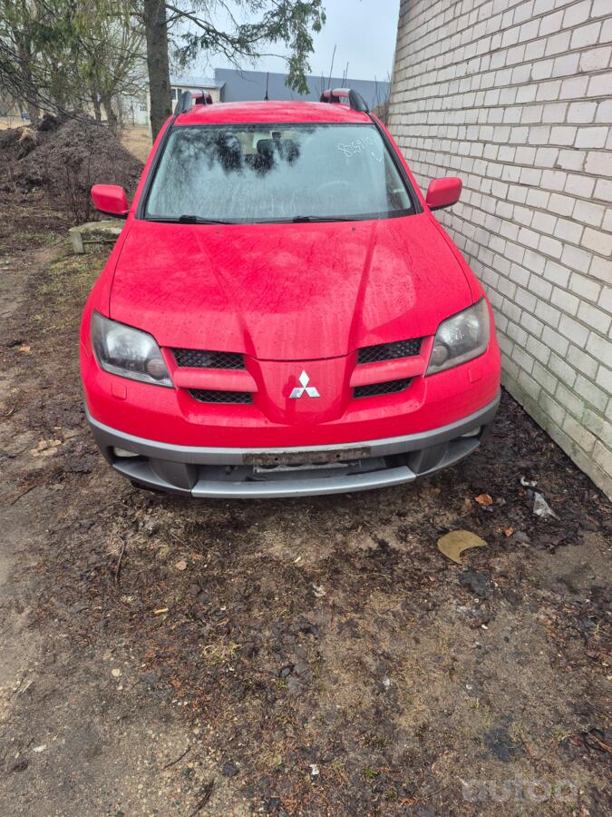 Mitsubishi Outlander 1 generation Crossover