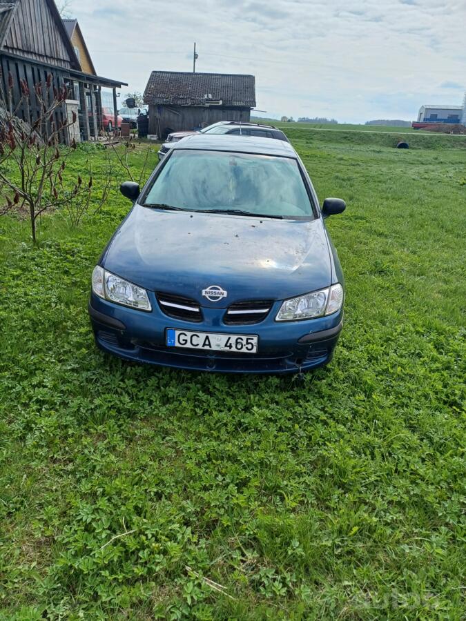 Nissan Almera N15 Hatchback 3-doors